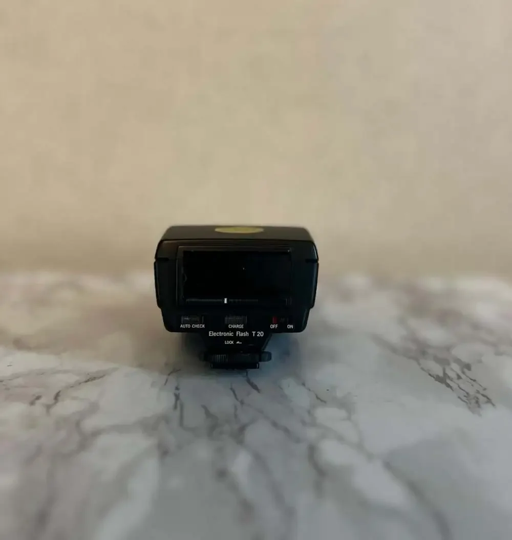 VTG Olympus Electronic Flash T20 for OM Series Cameras
